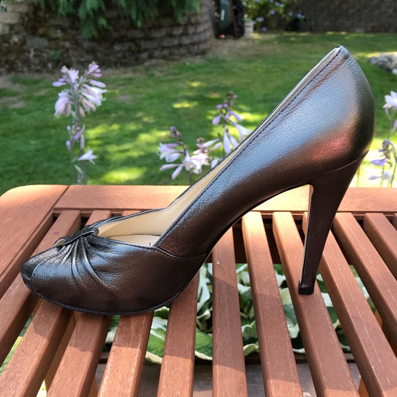 Butter Shoes High Heel Pump Sz 9 - Picture 4 of 8